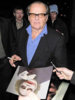 jack-nicholson-angry-to-sign-heath-ledger-joker-picture.jpg